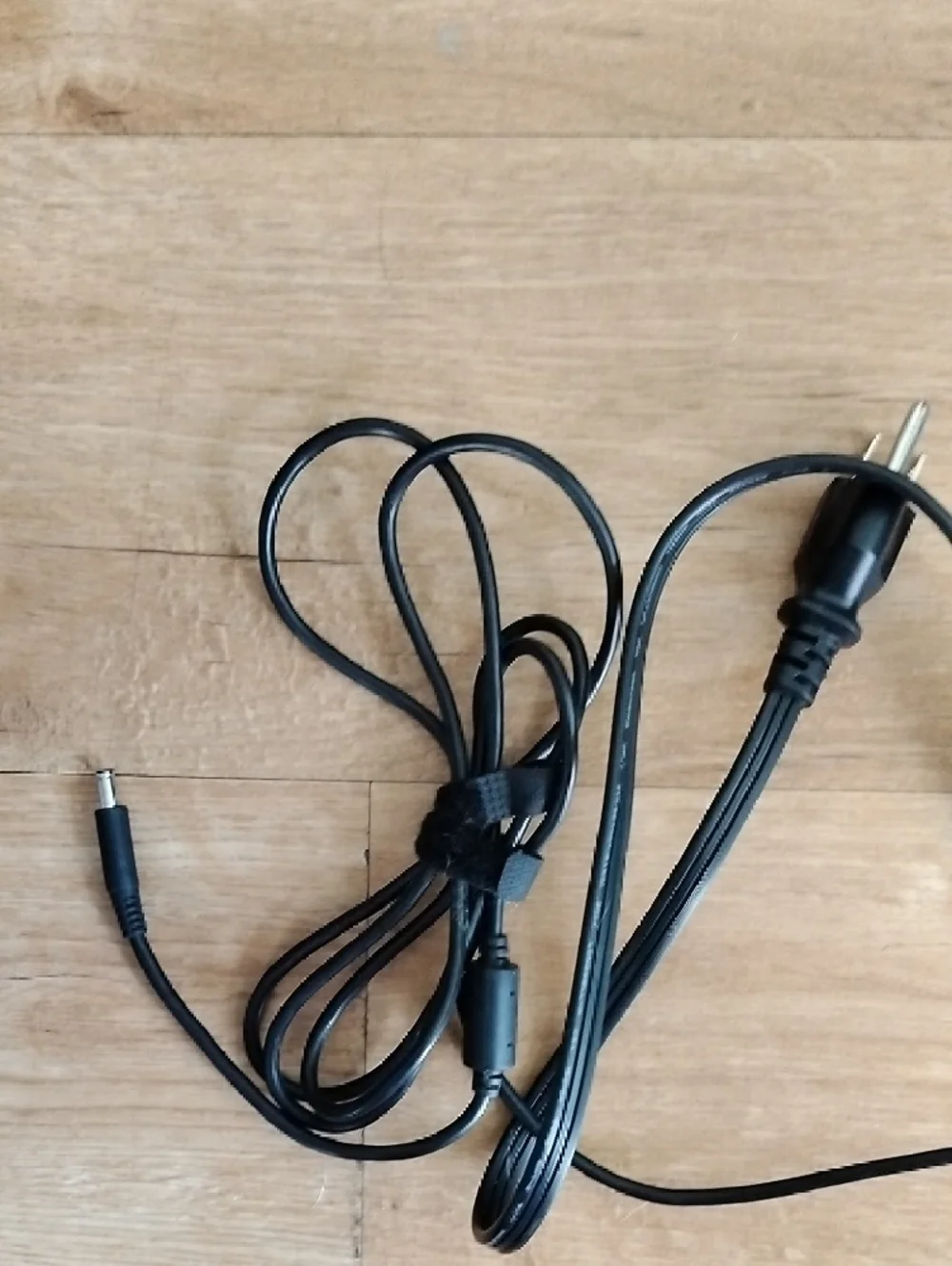 Dell Black AC Adapter with Power Cable